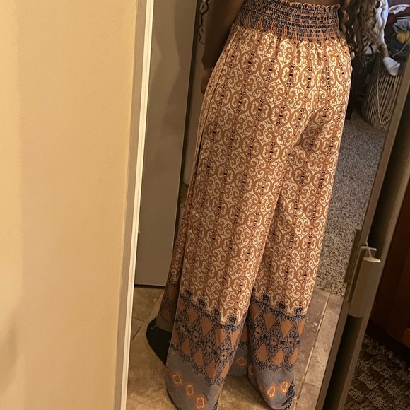Flowy Bohemian Pants with Double Side Splits - Picture 3 of 4